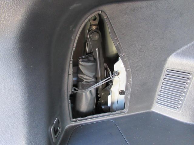 エクストレイル オーテック パッケージ エマブレ サイドカメラ バックカメラ LED ワンオーナ 全周囲カメラ ドラレコ ETC アイドリングストップ メモリーナビ インテリキー アルミホイール ナビTV 4WD 盗難防止装置 レーンキープ(39枚目)