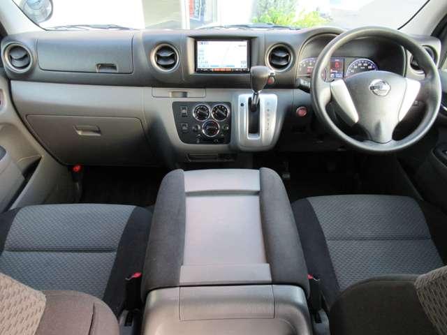 NV350キャラバンバン ロングプレミアムGX メモリーナビ フルセグ バックカメラ ETC ドラレコ リアクーラー&ヒーター オートライト 運転席エアバック USB Bluetooth DVD 電格ドアミラー 前席パワーウィンドウ インテリキー(3枚目)