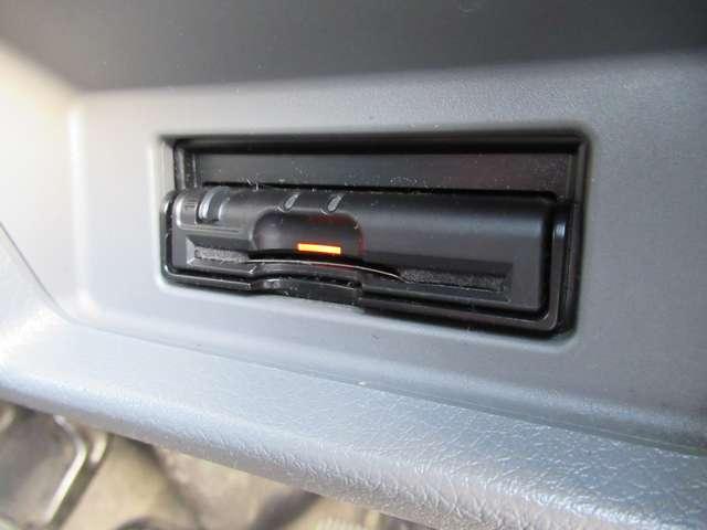 NV350キャラバンバン ロングプレミアムGX メモリーナビ フルセグ バックカメラ ETC ドラレコ リアクーラー&ヒーター オートライト 運転席エアバック USB Bluetooth DVD 電格ドアミラー 前席パワーウィンドウ インテリキー(12枚目)