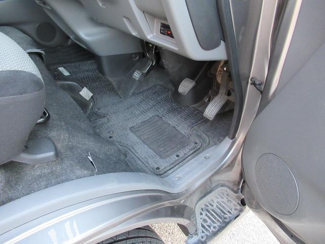 NV350キャラバンバン ロングプレミアムGX メモリーナビ フルセグ バックカメラ ETC ドラレコ リアクーラー&ヒーター オートライト 運転席エアバック USB Bluetooth DVD 電格ドアミラー 前席パワーウィンドウ インテリキー(44枚目)