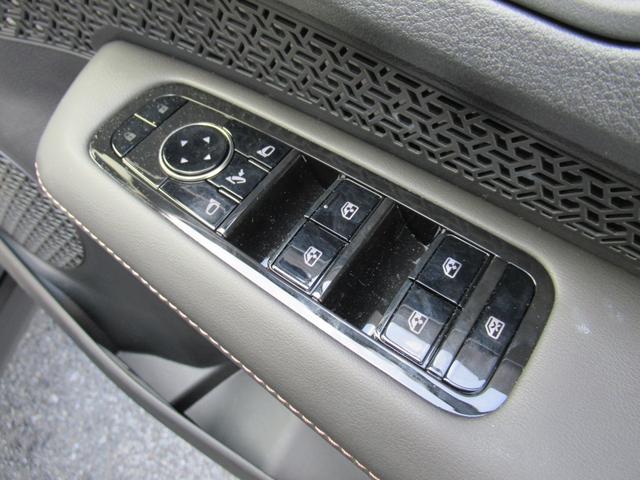 アリア B9 e-4ORCE パノラミックガラスルーフ BOSE プロパイ2.0 ETC2.0 LDP BSi ヘッドUPディスプレイ オートバックドア Pアシスト HDMI ワイヤレス充電 BT WI-FI USB インテリキー(36枚目)