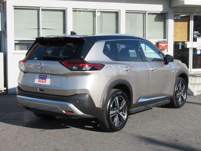 エクストレイル 1.5 G e-4ORCE 4WD NissanConnectナビ ガラスルーフ 1オーナー LEDヘッドランプ ナビTV スマートキー レーダークルーズ LKA キーフリー ETC 4WD アルミホイール メモリーナビ 記録簿 バックカメラ サイドカメラ PS PW(2枚目)