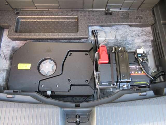 エクストレイル 1.5 G e-4ORCE 4WD NissanConnectナビ ガラスルーフ 1オーナー LEDヘッドランプ ナビTV スマートキー レーダークルーズ LKA キーフリー ETC 4WD アルミホイール メモリーナビ 記録簿 バックカメラ サイドカメラ PS PW(8枚目)