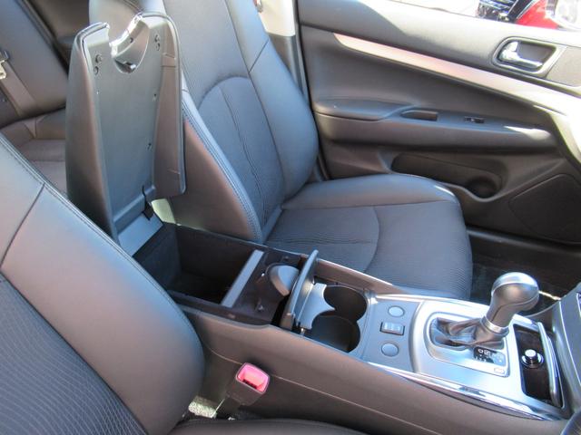 スカイライン 250GT HDDナビ フルセグ サイド&バックカメラ ETC2.0 前後ドラレコ キセノンヘッドライト 前パワーシート ハーフレザー VDC サイド&カーテンエアバック USB BT MS インテリキー 寒冷地(29枚目)