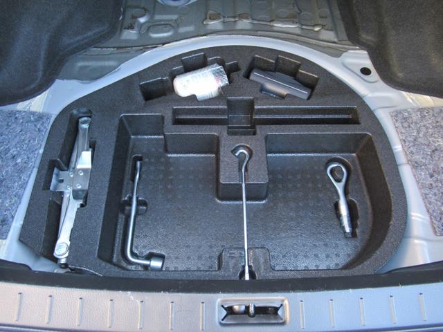 スカイライン 250GT HDDナビ フルセグ サイド&バックカメラ ETC2.0 前後ドラレコ キセノンヘッドライト 前パワーシート ハーフレザー VDC サイド&カーテンエアバック USB BT MS インテリキー 寒冷地(42枚目)