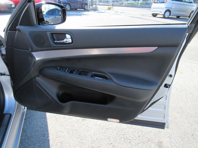 スカイライン 250GT HDDナビ フルセグ サイド&バックカメラ ETC2.0 前後ドラレコ キセノンヘッドライト 前パワーシート ハーフレザー VDC サイド&カーテンエアバック USB BT MS インテリキー 寒冷地(44枚目)