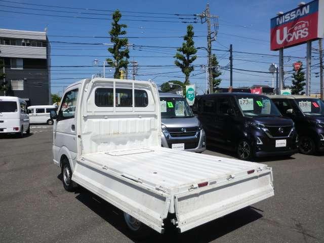 日産 ＮＴ１００クリッパートラック