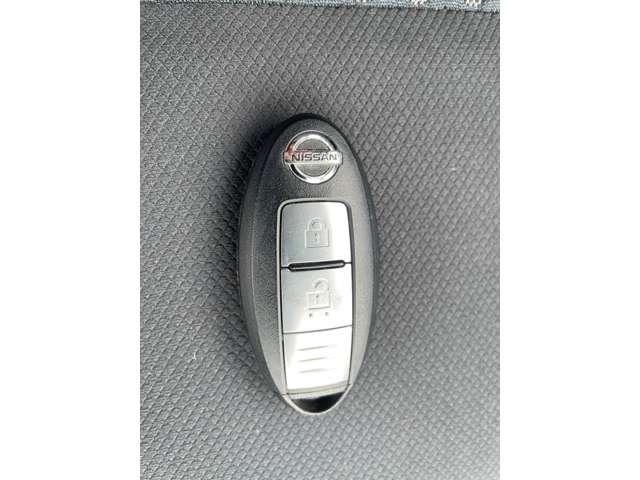 ＮＶ２００バネットワゴン １．６　１６Ｘ－２Ｒ　純正メモリーナビバックモニター　記録簿　助手席エアバック　インテリキー　１オーナー　パワーステアリング　ＥＴＣ　パワーウィンドウ　運転席エアバッグ　ＡＢＳ　エアコン　バックビューモニター　ナビ＆ＴＶ　レーンアシスト　メモリナビ（9枚目）