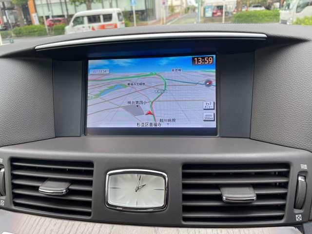 フーガ ３．７　３７０ＶＩＰ　セミアニリン本革シート後席読書灯ＡＶＭ　本革シート　インテリキー　ＬＤＰ　Ｂカメラ　クルコン　ＥＴＣ　ＨＤＤナビ　１オーナー　サイドカメラ　キーフリー　記録簿　アルミホイール　衝突軽減ブレーキ　ＬＥＤヘッド（5枚目）