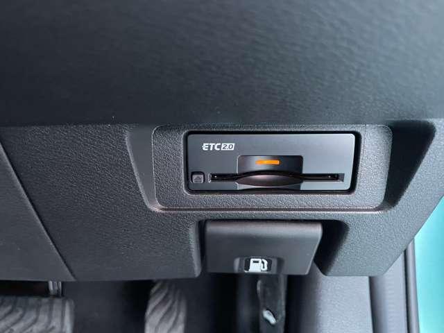 ノート 1.2 X NCナビアラウンドビューモニター 衝突被害軽減ブレ-キ 全方位カメラ ETC付 LEDヘッドライト レーンアシスト インテリジェントキー ワンオーナー ドラレコ アイドリングストップ 整備記録簿 盗難防止システム ワンセグTV ABS(16枚目)