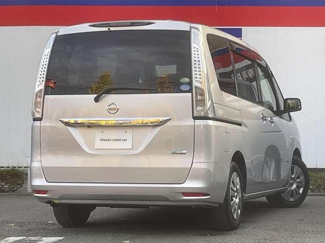 セレナ 2.0 20X S-HYBRID 純正メモリーナビバックモニター AUTOエアコン i-stop リアカメラ 取説&記録簿 寒冷地仕様 1オーナー ETC スマートキー キーレスエントリー メモリーナビ パワーウィンドウ PS 運転席エアバッグ ABS ナビTV(2枚目)