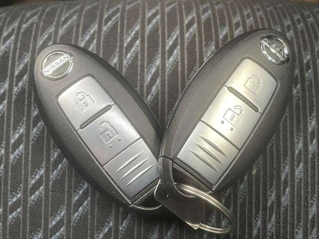 ノート １．２　メダリスト　純正メモリーナビアラウンドビューモニター　寒冷地仕様　イモビライザー　Ａストップ　インテリキー　オートエアコン　左右エアバック　バックビューモニター　メモリーナビ　ＥＴＣ　１オーナー　ナビＴＶ　パワーウインドー　パワステ　運転席エアバッグ（9枚目）