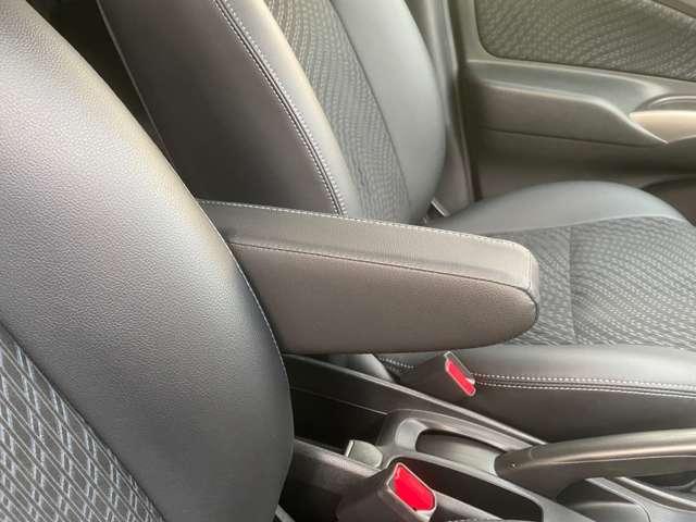 ノート １．２　メダリスト　純正メモリーナビアラウンドビューモニター　寒冷地仕様　イモビライザー　Ａストップ　インテリキー　オートエアコン　左右エアバック　バックビューモニター　メモリーナビ　ＥＴＣ　１オーナー　ナビＴＶ　パワーウインドー　パワステ　運転席エアバッグ（19枚目）