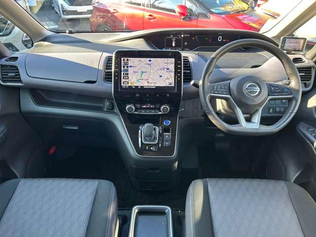 セレナ 1.2 e-POWER ハイウェイスター V 純正大型画面ナビ後席Mプロパイロット 360°カメラ エマジェンシーブレーキ 1オナ スマキー LED レーンアシスト 点検記録簿付 ETC ドラレコ Aストップ イモビ フルオートエアコン アルミホイール エアバック メモリーナビ(4枚目)