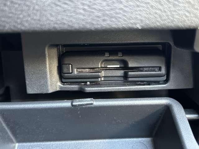 セレナ 1.2 e-POWER ハイウェイスター V 純正大型画面ナビ後席Mプロパイロット 360°カメラ エマジェンシーブレーキ 1オナ スマキー LED レーンアシスト 点検記録簿付 ETC ドラレコ Aストップ イモビ フルオートエアコン アルミホイール エアバック メモリーナビ(11枚目)