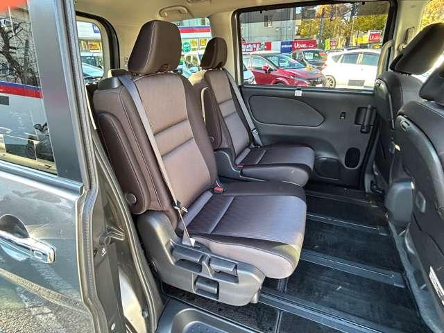 セレナ 1.2 e-POWER ハイウェイスター V 純正大型画面ナビ後席Mプロパイロット 360°カメラ エマジェンシーブレーキ 1オナ スマキー LED レーンアシスト 点検記録簿付 ETC ドラレコ Aストップ イモビ フルオートエアコン アルミホイール エアバック メモリーナビ(15枚目)