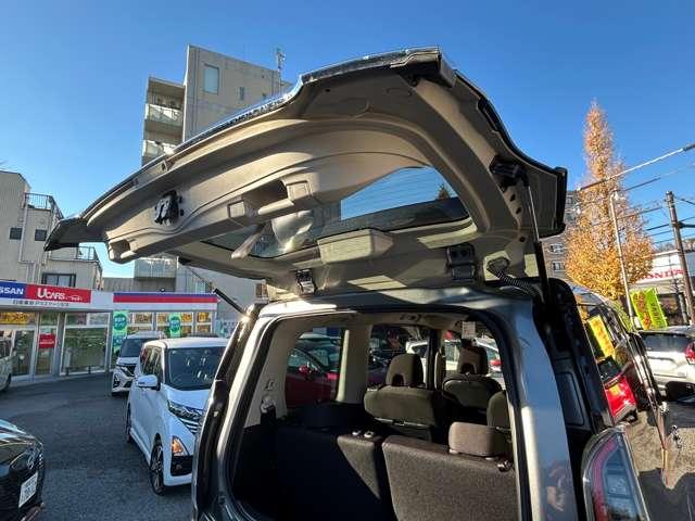 セレナ 1.2 e-POWER ハイウェイスター V 純正大型画面ナビ後席Mプロパイロット 360°カメラ エマジェンシーブレーキ 1オナ スマキー LED レーンアシスト 点検記録簿付 ETC ドラレコ Aストップ イモビ フルオートエアコン アルミホイール エアバック メモリーナビ(17枚目)