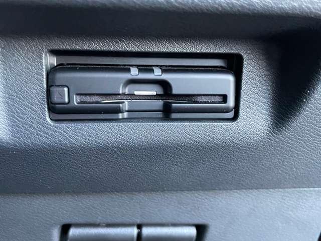 キックス １．２　Ｘ　ツートーン　インテリアエディション　（ｅ－ＰＯＷＥＲ）　純正大型画面ナビアラウンドビューモニター　レーダークルーズ　被害軽減ブレーキ　ＬＥＤヘッドライト　アラウンドビューモニター　インテリジェントキー　ドラレコ　アイドリングストップ　ＥＴＣ　メモリ－ナビ　エアコン　パワステ　キーレス　ＡＢＳ（7枚目）