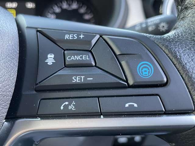 キックス １．２　Ｘ　ツートーン　インテリアエディション　（ｅ－ＰＯＷＥＲ）　純正大型画面ナビアラウンドビューモニター　レーダークルーズ　被害軽減ブレーキ　ＬＥＤヘッドライト　アラウンドビューモニター　インテリジェントキー　ドラレコ　アイドリングストップ　ＥＴＣ　メモリ－ナビ　エアコン　パワステ　キーレス　ＡＢＳ（18枚目）