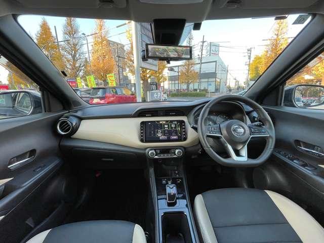 キックス １．２　Ｘ　ツートーン　インテリアエディション　（ｅ－ＰＯＷＥＲ）　純正大型画面ナビＡＶＭプロパイロット　レーダークルーズ　被害軽減ブレーキ　ＬＥＤヘッドライト　アラウンドビューモニター　インテリジェントキー　ドラレコ　アイドリングストップ　ＥＴＣ　メモリ－ナビ　エアコン　パワステ　キーレス　ＡＢＳ（4枚目）