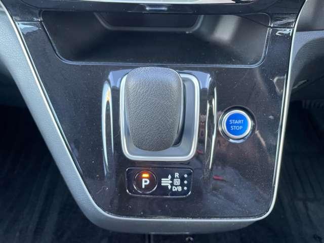 セレナ 1.2 e-POWER X 純正大型画面ナビバックモニター エマ-ジェンシ-ブレ-キ ドライブレコーダー オートクルーズコントロール 全周囲カメラ ワンオーナー スマートキー ETC オートエアコン メモリーナビ ナビTV レーンキープアシスト(15枚目)