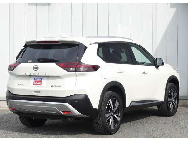 エクストレイル １．５　Ｇ　ｅ－４ＯＲＣＥ　４ＷＤ　シートヒーター　１オーナー　ナビＴＶ　スマートキー　レーダークルーズ　キーフリー　ＥＴＣ　４ＷＤ　アルミホイール　メモリーナビ　記録簿　バックカメラ　サイドカメラ　盗難防止システム　オートエアコン　ＰＳ　エアＢ　ＰＷ（2枚目）