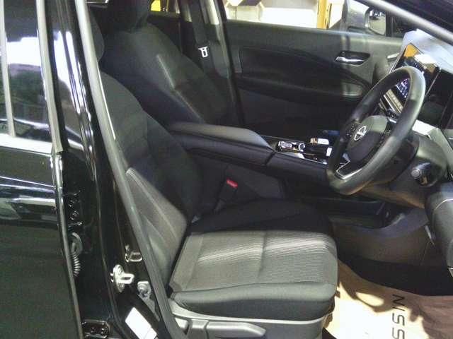 ノート １．２　Ｘ　Ｍ純正コネクトナビプロパイＡＶＭドラレコ　リアカメラ　衝突被害軽減ブレ－キ　全方位カメラ　ＥＴＣ付　ＬＥＤヘッドライト　レーダークルーズ　レーンアシスト　インテリジェントキー　ワンオーナー　ドラレコ　整備記録簿　盗難防止システム　フルセグＴＶ（17枚目）