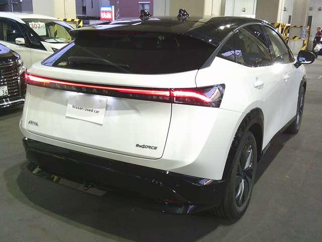 アリア B9 e-4ORCE 4WD サンルーフ BOSE 360カメラ フルオートエアコン LEDヘッドライト パノラミックガラスルーフ ETC 4WD 試乗車(2枚目)