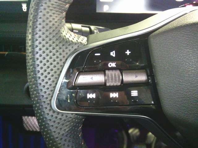 アリア B9 e-4ORCE 4WD サンルーフ BOSE 360カメラ フルオートエアコン LEDヘッドライト パノラミックガラスルーフ ETC 4WD 試乗車(14枚目)