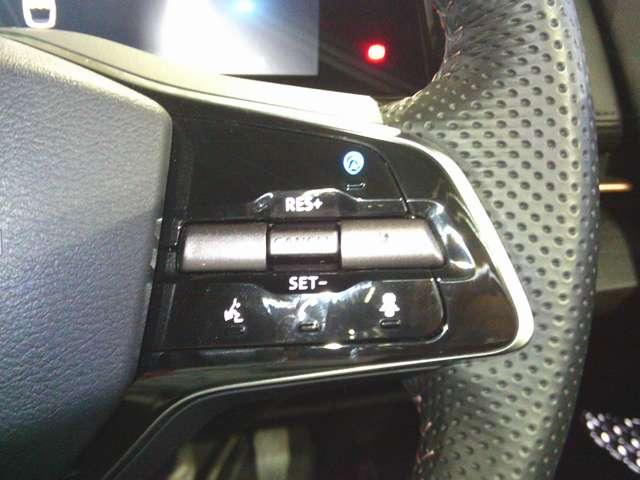 アリア B9 e-4ORCE 4WD サンルーフ BOSE 360カメラ フルオートエアコン LEDヘッドライト パノラミックガラスルーフ ETC 4WD 試乗車(15枚目)