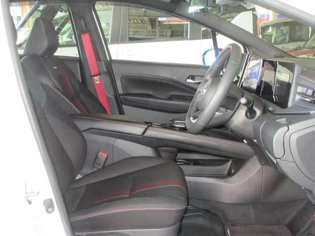 オーラ ニスモ　１．２　ＮＩＳＭＯ　◇プロパイロット◇ＮＣナビ◇アラウンドビューモニター◇スマートルームミラー◇シート・ステアリングヒーター◇ＬＥＤライト◇ＥＴＣ２．０◇寒冷地仕様◇（13枚目）