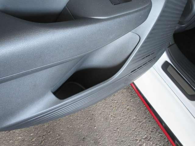 オーラ ニスモ　１．２　ＮＩＳＭＯ　◇プロパイロット◇ＮＣナビ◇アラウンドビューモニター◇スマートルームミラー◇シート・ステアリングヒーター◇ＬＥＤライト◇ＥＴＣ２．０◇寒冷地仕様◇（62枚目）