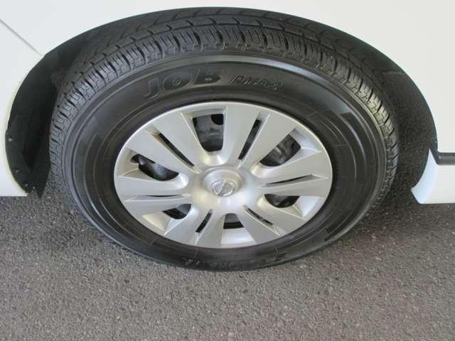 ＮＶ３５０キャラバンバン 　雹による凹み　　現状◇メモリーナビ（ＭＪ１２０Ｄ－Ｗ）◇アラウンドビューモニター◇車いすリフター◇オートステップ◇（53枚目）