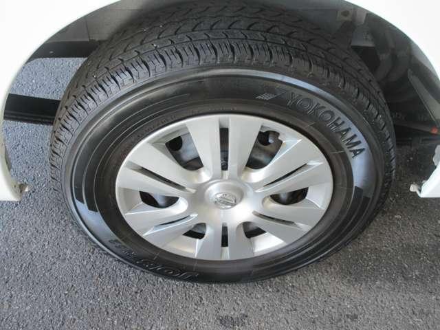 ＮＶ３５０キャラバンバン 　雹による凹み　　現状◇メモリーナビ（ＭＪ１２０Ｄ－Ｗ）◇アラウンドビューモニター◇車いすリフター◇オートステップ◇（54枚目）