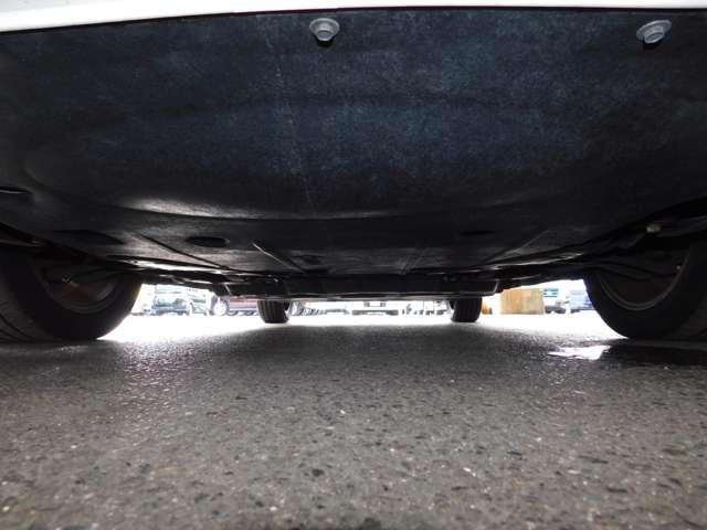 リーフ e+ G ◇プロパイロット◇専用メモリーナビ◇アラウンドビューモニター◇本革シート◇BOSEサウンドシステム◇シート・ステアリングヒーター◇寒冷地仕様◇(68枚目)