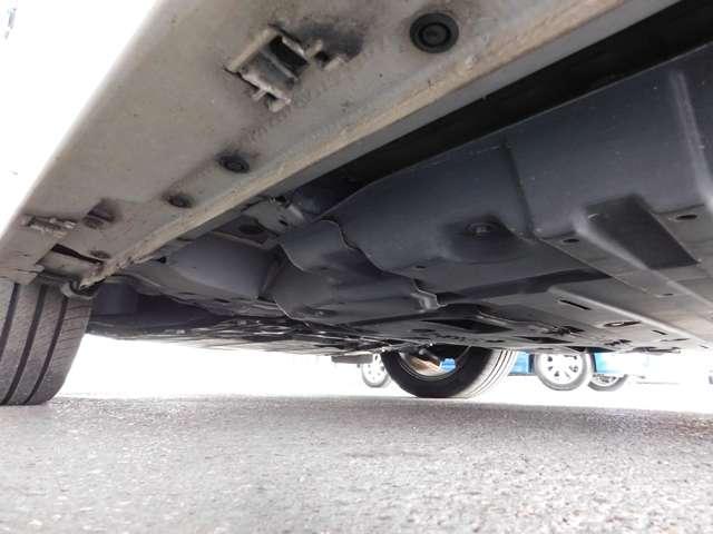 リーフ e+ G ◇プロパイロット◇専用メモリーナビ◇アラウンドビューモニター◇本革シート◇BOSEサウンドシステム◇シート・ステアリングヒーター◇寒冷地仕様◇(73枚目)