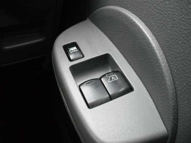 NV200バネットバン DX 1.6 DX リモコンキー・右リヤサスペンションメンバー交換歴あり・天張りあり・ワンオーナー(4枚目)