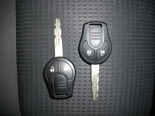 NV200バネットバン DX 1.6 DX リモコンキー・右リヤサスペンションメンバー交換歴あり・天張りあり・ワンオーナー(13枚目)