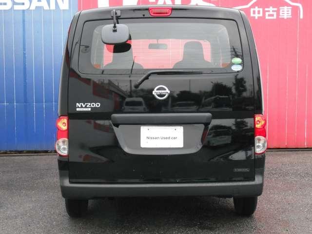 NV200バネットバン DX 1.6 DX リモコンキー・右リヤサスペンションメンバー交換歴あり・天張りあり・ワンオーナー(19枚目)
