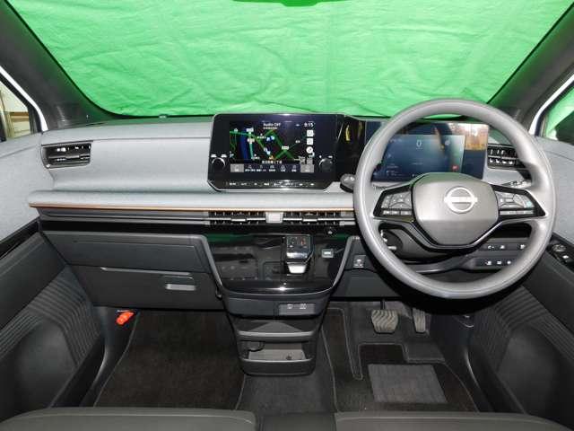 サクラ Ｘ　９０周年記念車　◇プロパイロット◇ＮＣナビ◇アラウンドビューモニター◇ドライブレコーダー◇シート・ステアリングヒーター◇ＬＥＤライト◇ＥＴＣ２．０◇ＳＯＳコール◇寒冷地仕様◇（3枚目）