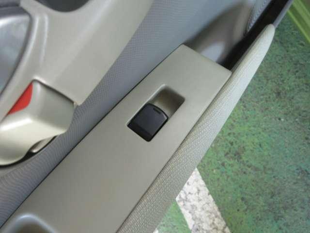 助手席パワーウインドスイッチです。