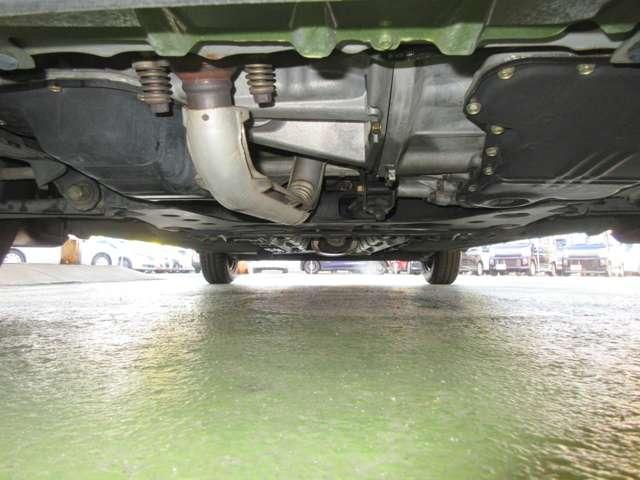 フロント下回りです。