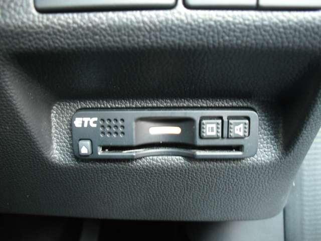 フリード Ｇ・ホンダセンシング　１．５　Ｇ　ホンダセンシング　◇メモリーナビ（ＣＮ－ＲＥ０４Ｄ）◇バックモニター◇両側パワースライドドア◇ドライブレコーダー◇ＬＥＤライト◇（6枚目）