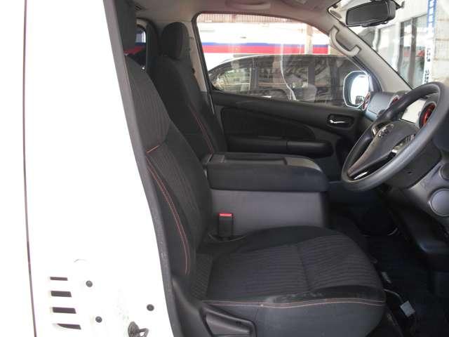 NV350キャラバンバン 2.0 プレミアムGX ブラックギア ロングボディ ◇メモリーナビ(MJ320D-W)◇アラウンドビューモニター◇左側オートスライドドア◇リヤヒーター・クーラー◇LEDライト◇ドライブレコーダー◇(12枚目)