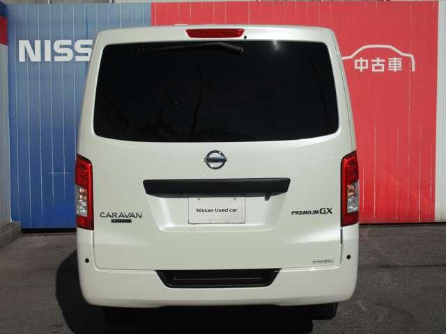NV350キャラバンバン 2.0 プレミアムGX ブラックギア ロングボディ ◇メモリーナビ(MJ320D-W)◇アラウンドビューモニター◇左側オートスライドドア◇リヤヒーター・クーラー◇LEDライト◇ドライブレコーダー◇(19枚目)