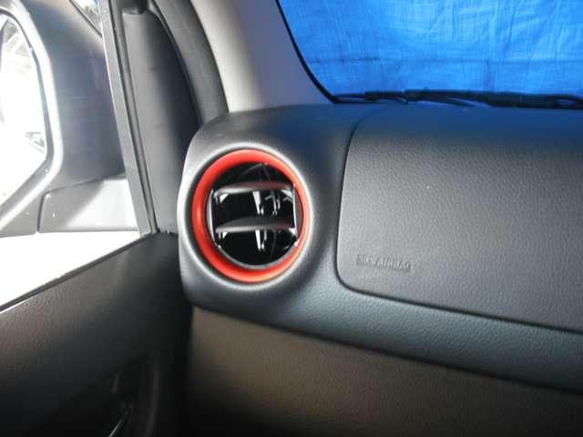 NV350キャラバンバン 2.0 プレミアムGX ブラックギア ロングボディ ◇メモリーナビ(MJ320D-W)◇アラウンドビューモニター◇左側オートスライドドア◇リヤヒーター・クーラー◇LEDライト◇ドライブレコーダー◇(28枚目)