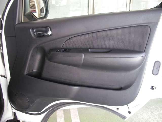 NV350キャラバンバン 2.0 プレミアムGX ブラックギア ロングボディ ◇メモリーナビ(MJ320D-W)◇アラウンドビューモニター◇左側オートスライドドア◇リヤヒーター・クーラー◇LEDライト◇ドライブレコーダー◇(39枚目)