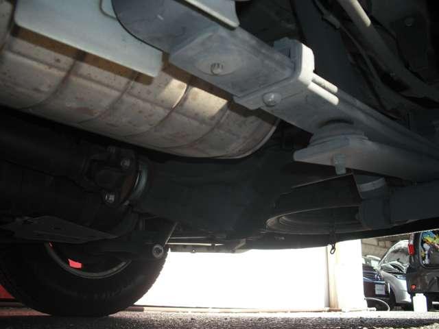 NV350キャラバンバン 2.0 プレミアムGX ブラックギア ロングボディ ◇メモリーナビ(MJ320D-W)◇アラウンドビューモニター◇左側オートスライドドア◇リヤヒーター・クーラー◇LEDライト◇ドライブレコーダー◇(48枚目)