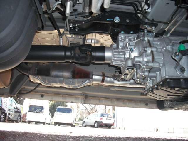 NV350キャラバンバン 2.0 プレミアムGX ブラックギア ロングボディ ◇メモリーナビ(MJ320D-W)◇アラウンドビューモニター◇左側オートスライドドア◇リヤヒーター・クーラー◇LEDライト◇ドライブレコーダー◇(53枚目)