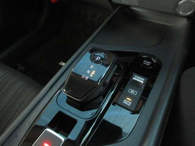 ノート Ｘ　１．２　Ｘ　◇レンタカー登録歴有◇プロパイロット◇メモリーナビ（ＭＭ２２３Ｄ－Ｌｅ）◇アラウンドビューモニター◇スマートルームミラー◇ＬＥＤライト◇ＥＴＣ◇（29枚目）